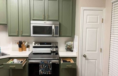 Russett House | Charming 3-bedroom townhome with AC in wonderful Laurel