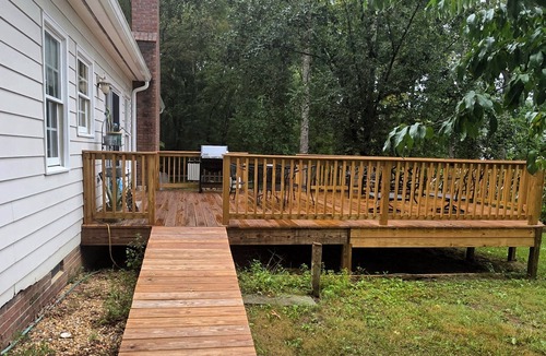 Wake Forest House | Charming 3-bedroom house, pet friendly on 1 acre, 2.9mi to downtown Wake forest