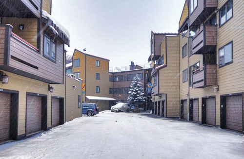 East Village at Copper Condo | Charming, Comfortable and Affordable Mountain Hotel AN104A