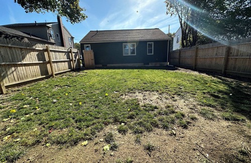 Erie House | Charming Ranch style house across from Mercyhurst University