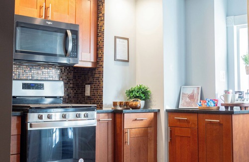 Fells Point House | Charming Townhome in Vibrant Little Italy: Your Perfect Baltimore Getaway!