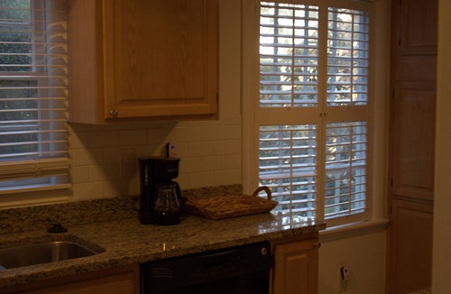 Piedmont Heights House | Charming townhome with 2 bedrooms, Sleeps 6, Walk to Piedmont Park or Beltline