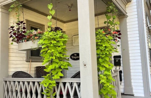 Chatham Apartment | Chatham Village Library Loft
