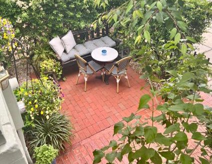 Stanton Park House | Cherry Blossom Charm