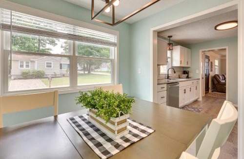 Gloria Glens Park House | Chippewa Lake Cottage w/Fire Pit!