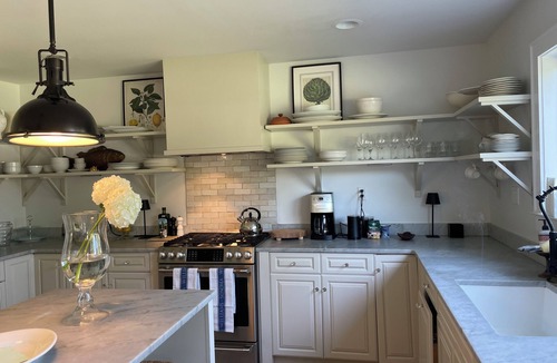 Bellport House | Classic Martha's Vinyard-Inspired Lovely 4 Bedroom House with Pool In Bellport