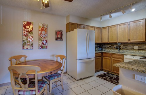 Union Square Condo | clean and sharp 1-bedroom condo in Lakewood for 3 months and longer
