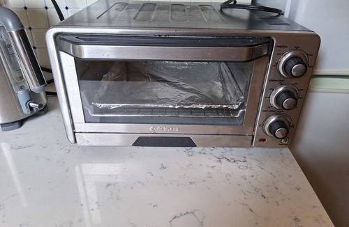 Queens Apartment | Comfortable apartment in Queens 20 min. train from Midtown Manhattan