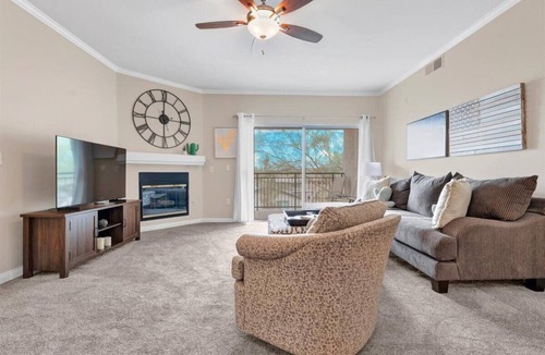 Seven Hills Condo | Comfortable Henderson Condo With Strip Views