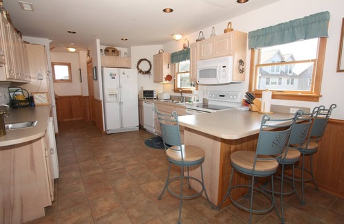 Ocracoke Bed & Breakfast | Courtyard Villas on Silver Lake Harbor