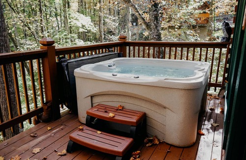 Sevierville Cabin | Cozy Log Cabin Near Dollywood | Hot Tub, Game Loft & Free Attraction Tickets