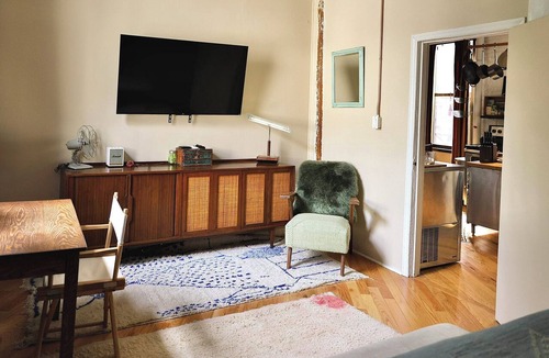 Williamsburg Apartment | Creative Williamsburg Brooklyn 1 BR Loft near Domino Park