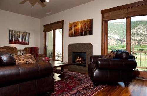 Durango House | Crimson Cliffs Unit 5