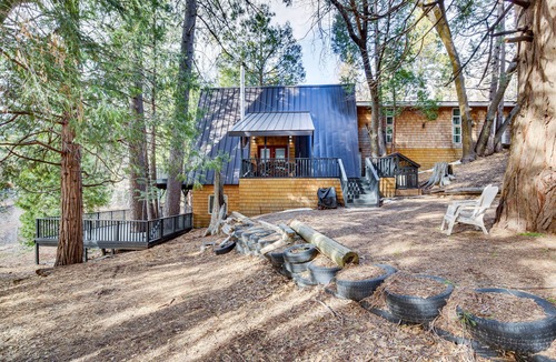 Arrowbear Lake Cabin | Decks + Tree-Lined Views: Arrowbear Lake Cabin