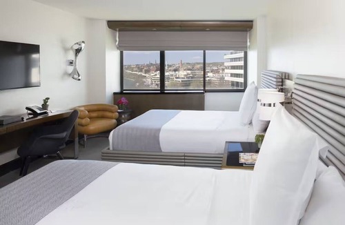 Foggy Bottom Hotel | Deluxe Double | The Watergate Hotel | Stunning Luxe King Bed Near Landmarks