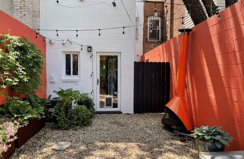 Park View House | Designer home in great location for longer term furnished rentals