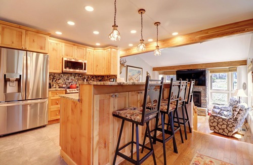 East Village at Copper House | Dog Friendly Townhome w/Amazing views! WD21