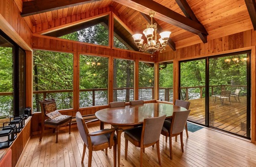 Blue River Cabin | Dream River Cabin - Riverfront