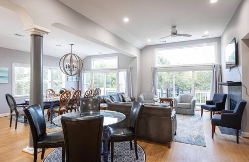 Sea Acres House | Duck Location Volleyball Pool Game Room & More