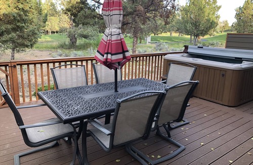 Redmond Condo | Eagle Crest Golf Retreat - Recently remodeled