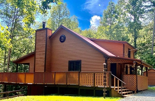 East Ellijay House | El Dorado Lodge, Not Just A Cabin, But A Unique and AUTHENTIC Mountain Retreat!