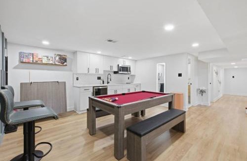 Springfield House | Elegant Springfield Getaway near Washington DC.