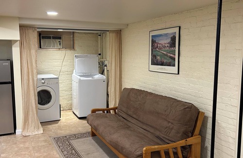 Mount Pleasant House | Entire basement apartment - 2067 Park Road, Nw Dc.