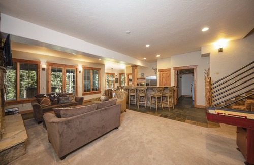 Peak 8 House | Expansive elegance at base of Peak 8, 6 en-suites, 9 fireplaces, game tables, hot tub!