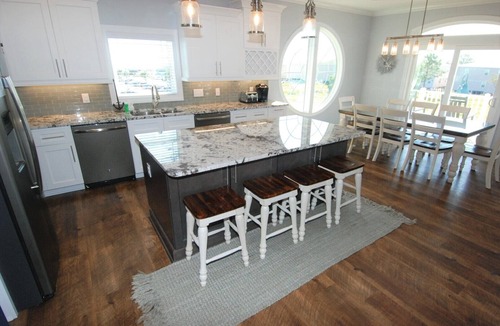 Sunset Beach House | Experience luxury at 413 SSB - Lucky Old Sun: a 5BR 5BA retreat in beautiful Sunset Beach.