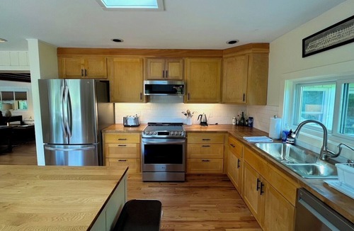 Glendale House | Fall Weekends and Ski Season is here!