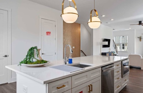 Charlotte House | Fantastic 4 Bedroom House near CLT Airport/Uptown