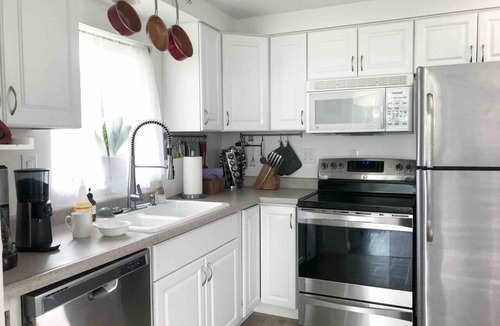 Olde Town House | Fenced Yard, Trails out the back door, Minutes Walk to Downtown