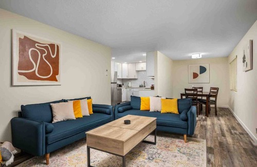 West Salem Condo | Freshly Updated Duplex with Fenced Yard | Pet Friendly & Perfect for Families, Close to Everything