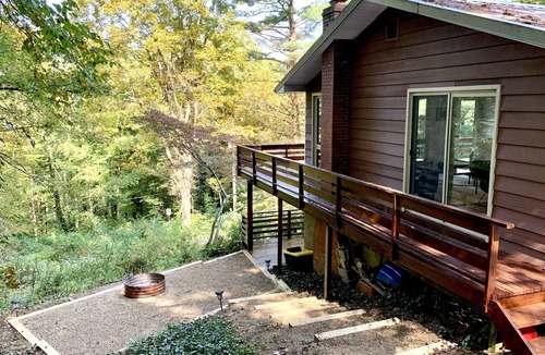 Carrollton Cabin | Fully Renovated Leesville Lake - Contemporary Cabin, 2 Marinas on lake!
