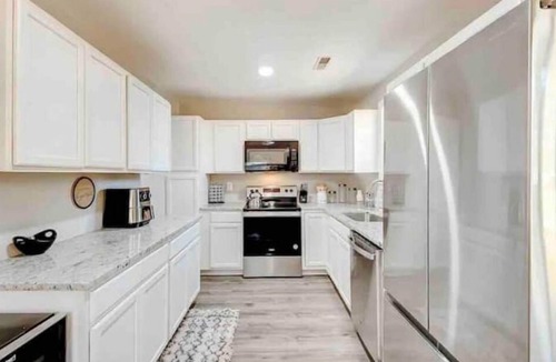 Johns Island House | Furnished Executive Home - Ideal for Travel Nurses & 30-Day+ Stays