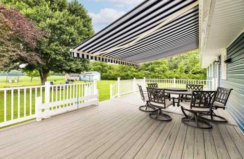Georgetown House | Getaway on 1/2 Acre w/Deck in Georgetown