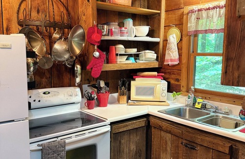 Candler Cabin | Glenn Acres - HT Log Cabin WNC is beautiful and Fall is here!