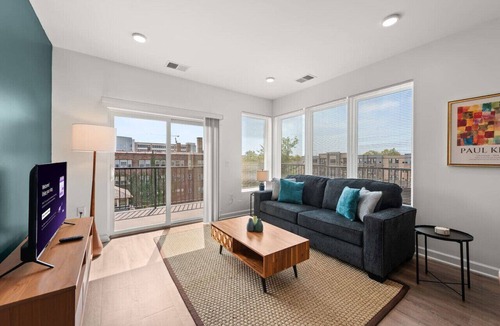 Hough Apartment | Gorgeous 2 Bed/2 Bath | CLE Clinic | Balcony