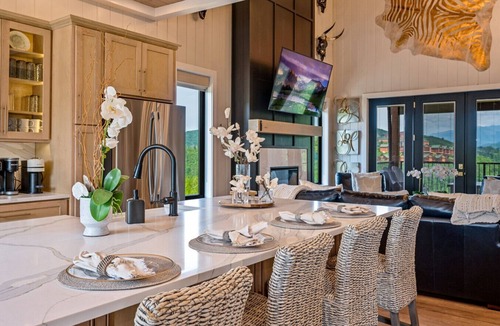 Chalet Village North House | Great Smoky Getaway-LUXURY-Hot Tub-Indoor Pool-Theater!