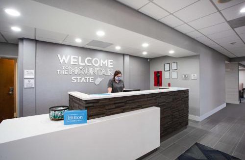 Leadsville Hotel | Hampton Inn Elkins