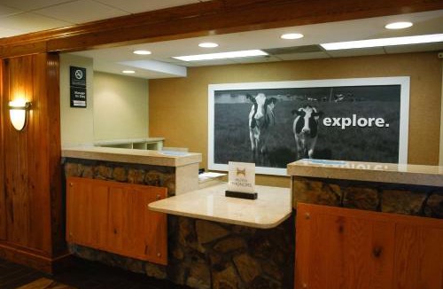 Franklin Hotel | Hampton Inn Franklin, NC