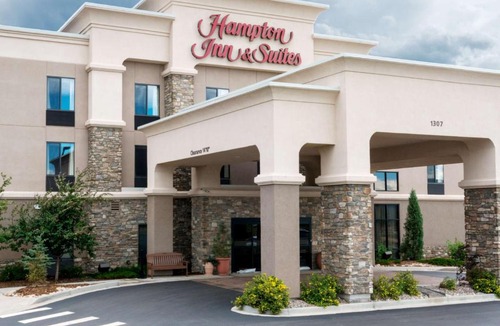 Colorado Springs Hotel | Hampton Inn & Suites Colorado Springs-Air Force Academy/I-25 North