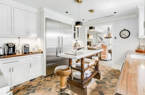 North Sea House | Hamptons Retreat ☀️ 5 bed 4 bath, salt water pool, gym, walk to water 🏖sleep10