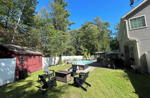 Ballston Spa House | Heated Pool, Hot Tub, Fire Pit, SPAC, 8 Beds, Track, Ski