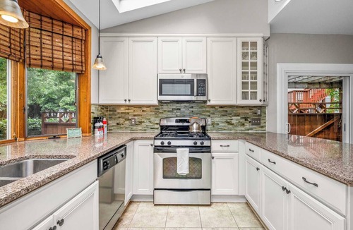 Homewood Apartment | Historic Annapolis Home Walk to Downtown 3BR