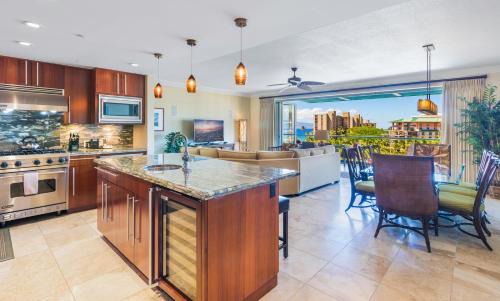 Honokowai Apartment | Honua Kai Hokulani 3 Free Rental Cars KBM Resorts Most Stunning Views 3 Units 7 Bedrooms ML-1946