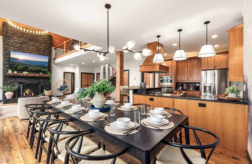 McGaheysville House | Huge Valley Views . HGTV Design . Hot Tub . Theater . Sauna . Rec Room . Arcades