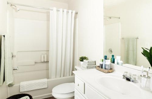 University Place Hotel | Intown Suites Extended Stay Charlotte NC - North Tryon