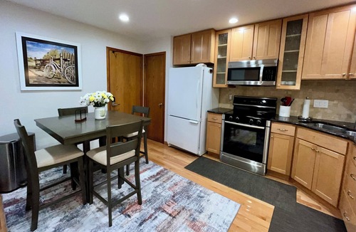 Littleton House | Inviting 3-bedroom townhome in tranquil Centennial. Discount for 1-3 month stays