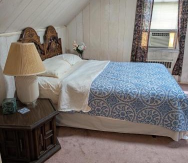 Hempstead House | Isa-e Home Stay